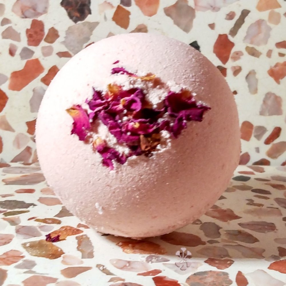 Peony & Amberwood Bath Bomb | All-Natural